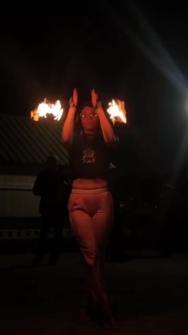 @L3Xxx