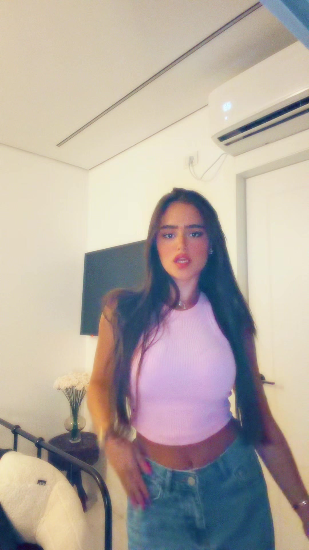 @שירז רחמין | מעצבת גבות וריסים