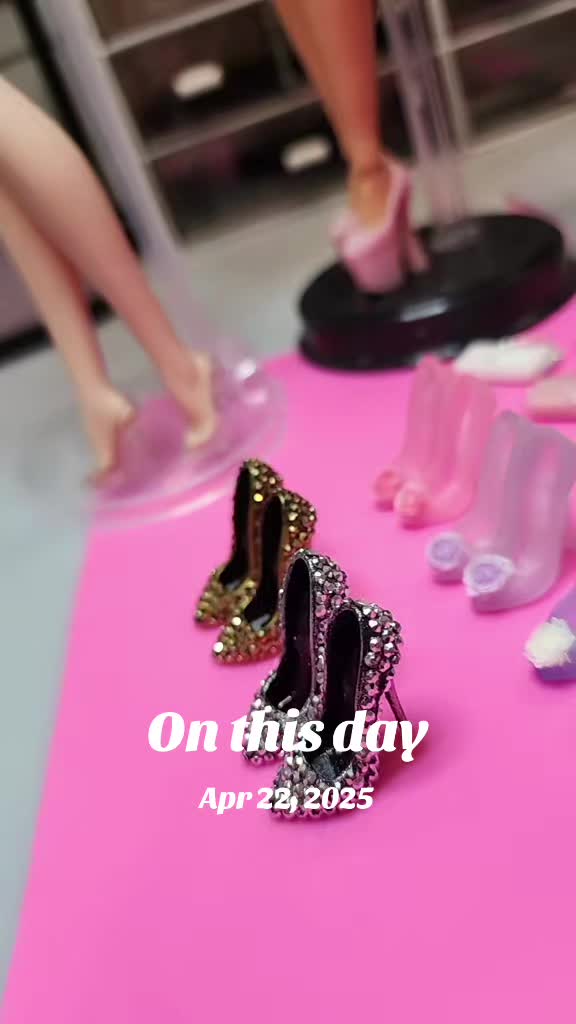 @The Tiny Stiletto Co.