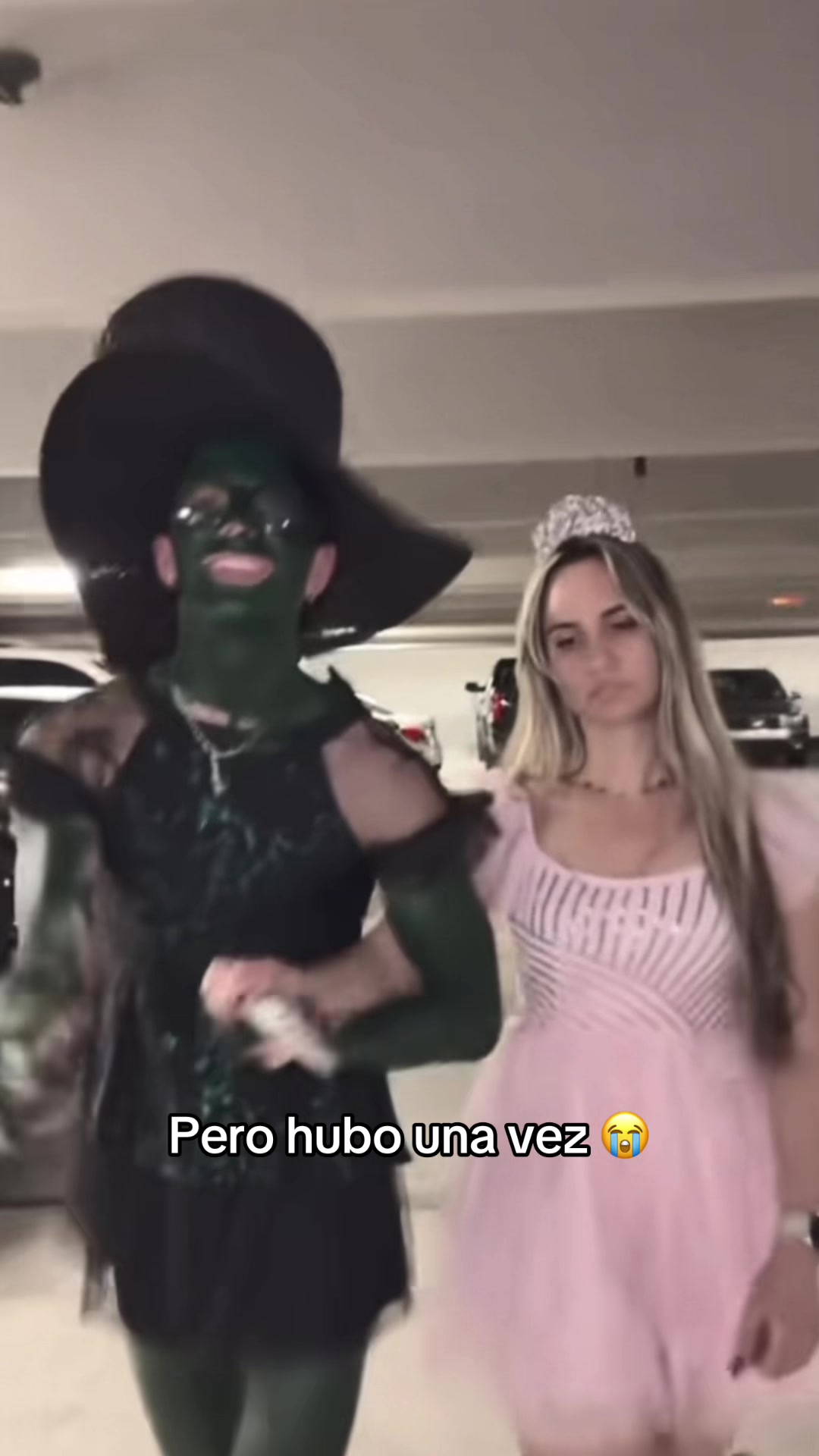 @Iam_DoñaLesty 🐍