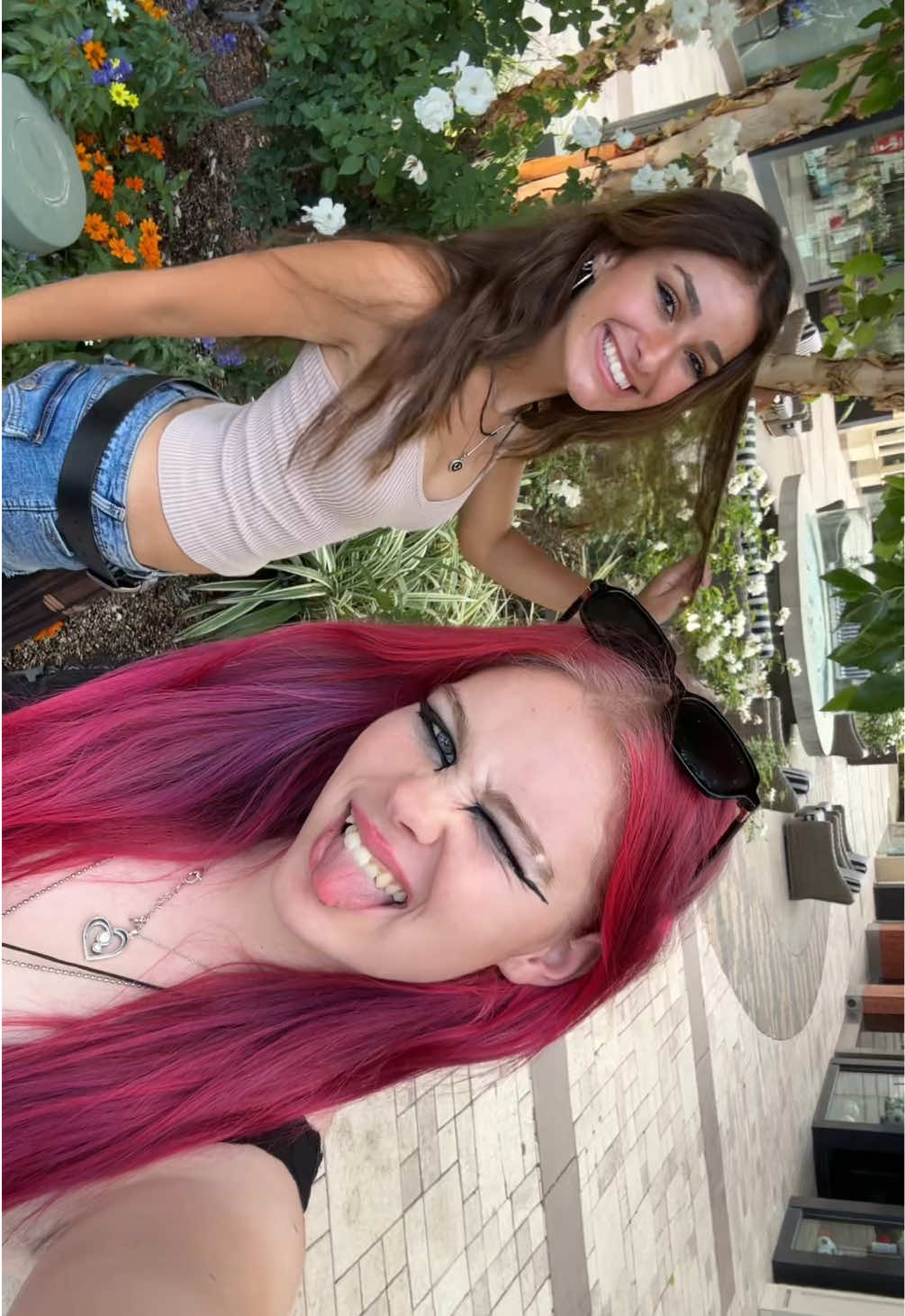 @𝓯𝓪𝓻𝓻𝓪𝓱❧