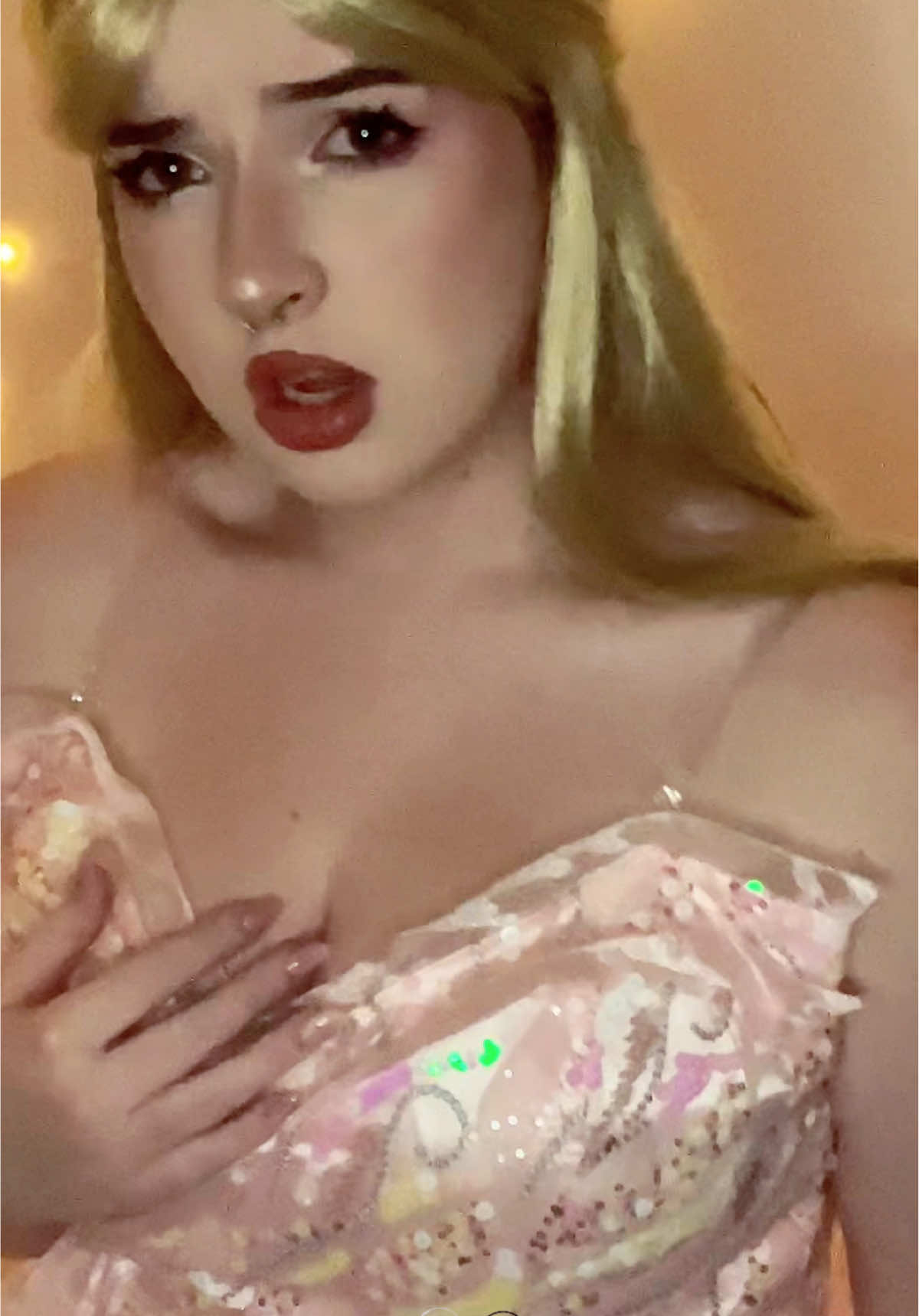 @🩷𝒱𝒾𝑜𝓁𝑒𝓉🩷