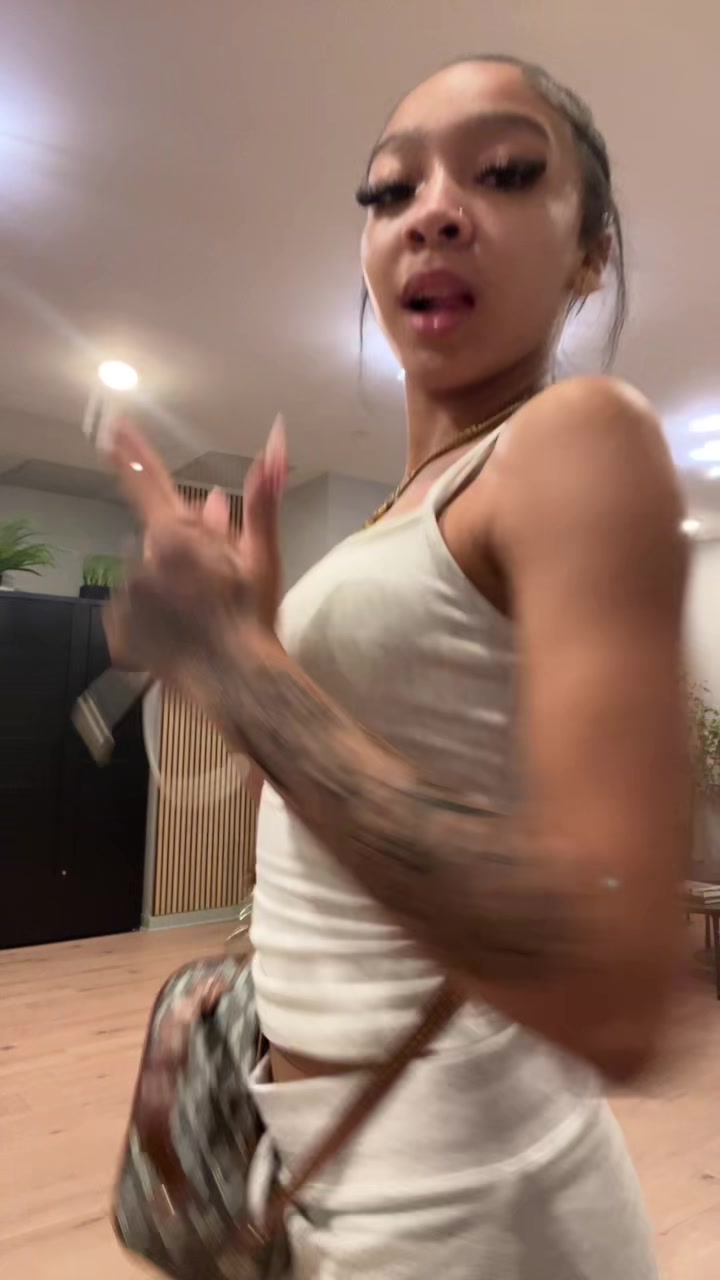 @mialynn