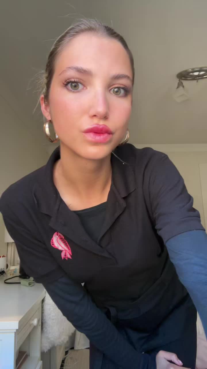 @Sofiabon