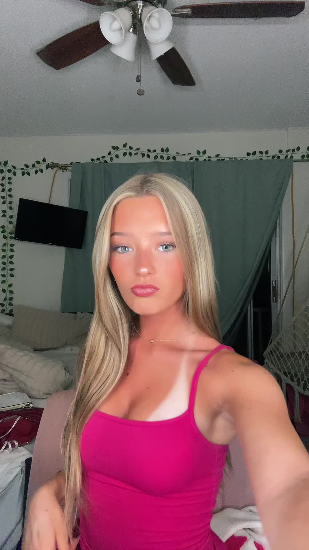 @kenlimariee