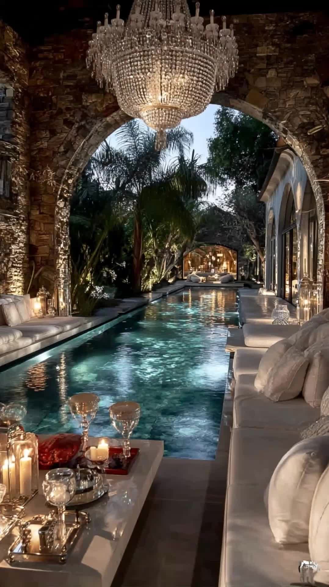 @Luxquisit