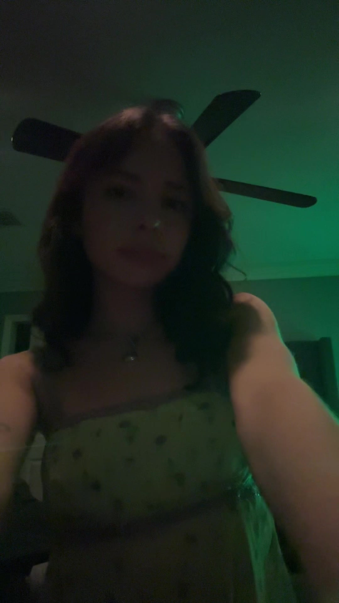 @bella
