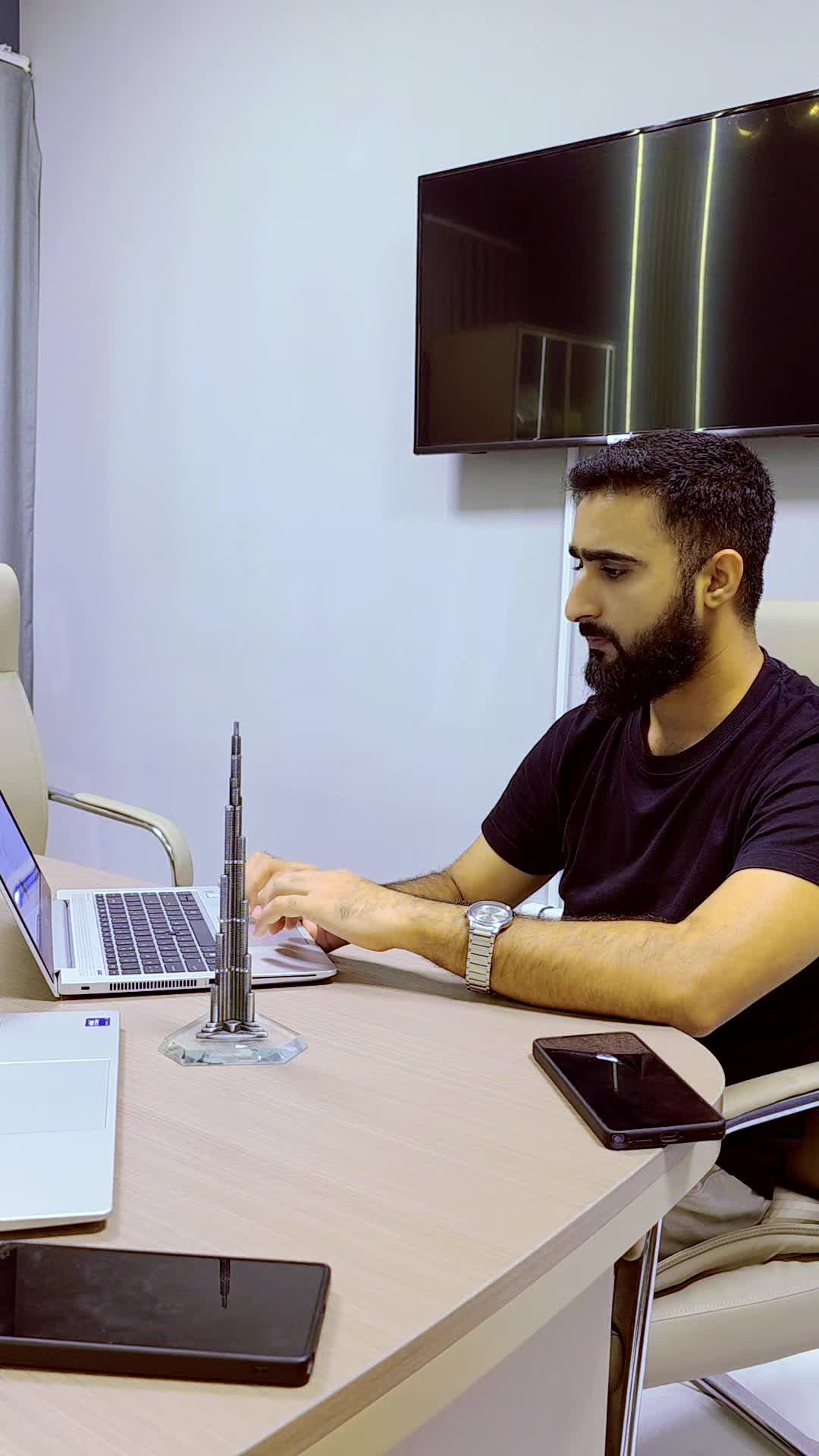 @E-COMMERCE WITH EHSAN🇦🇪🇵🇰