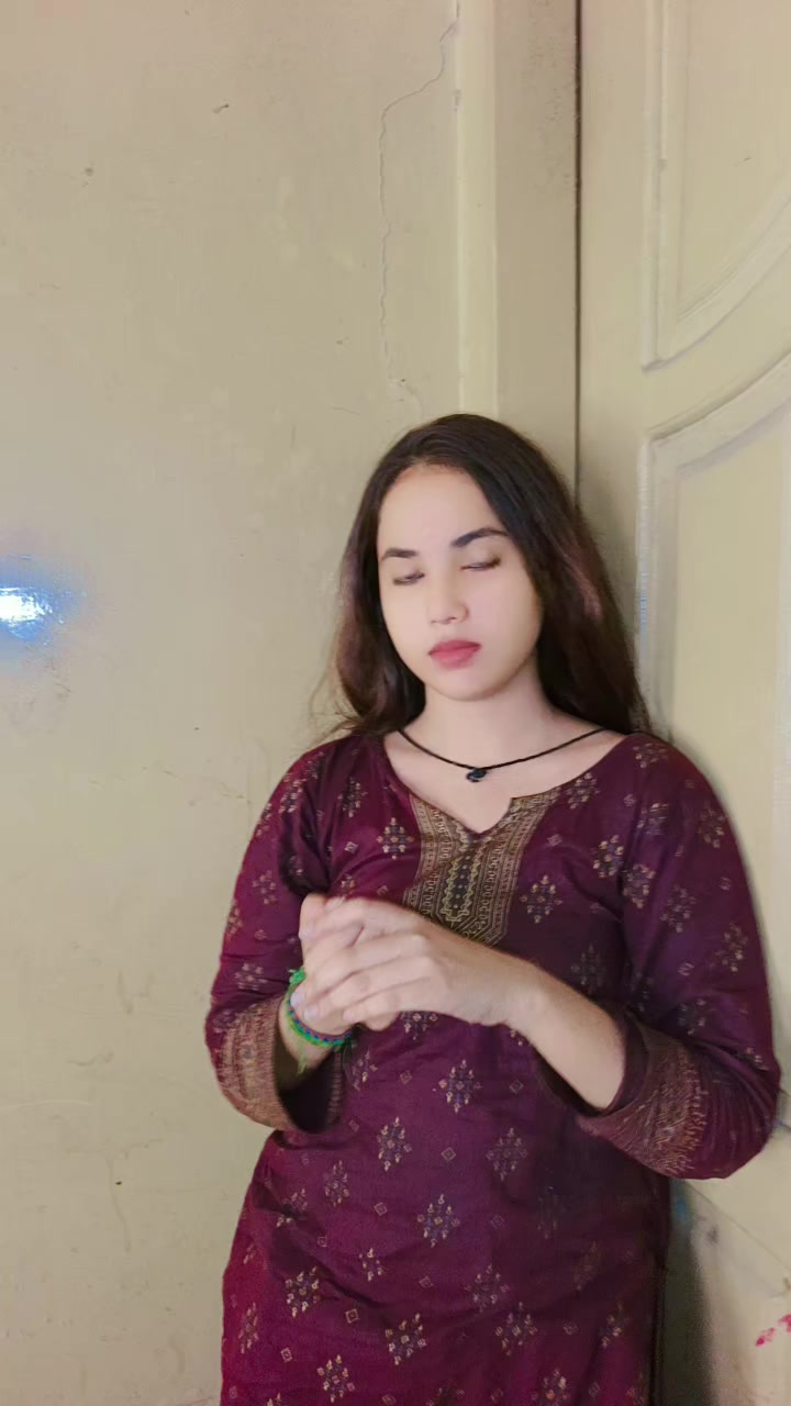 @Anayakhan