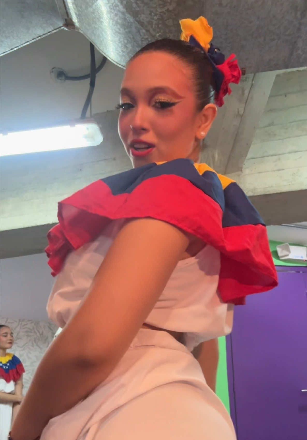 @anii