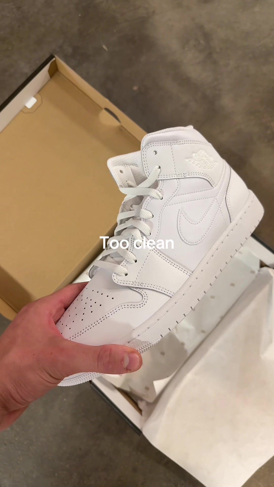 @VERIFIED SNEAKER DEALS