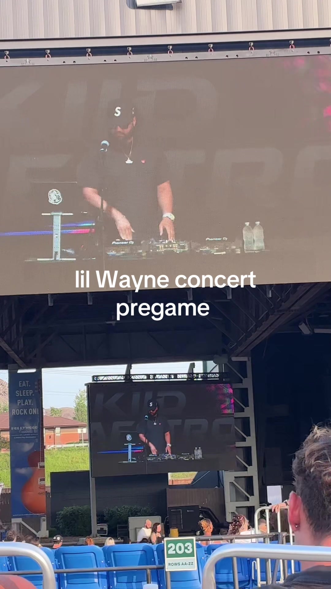 @rachel90092