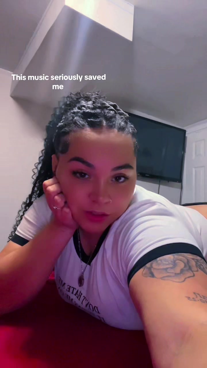 @Livyliv