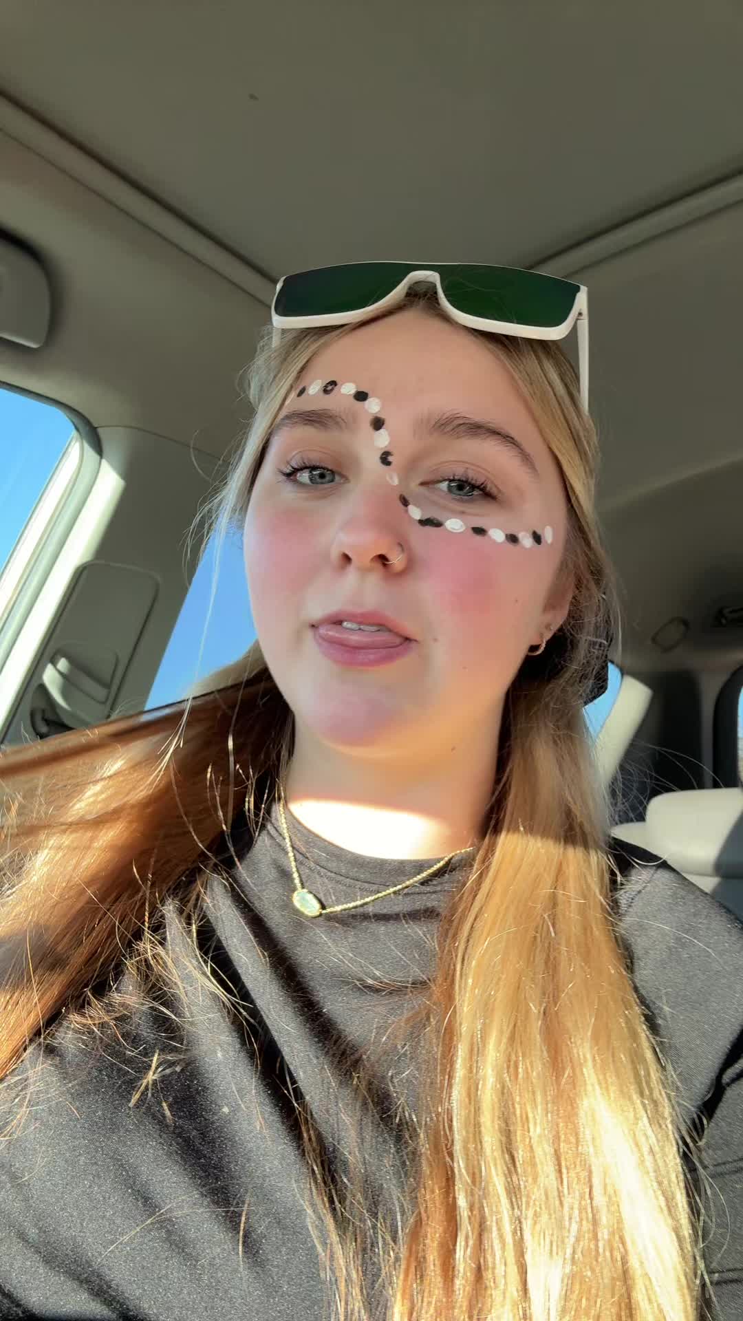 @Laney🖤ﾒ𝟶