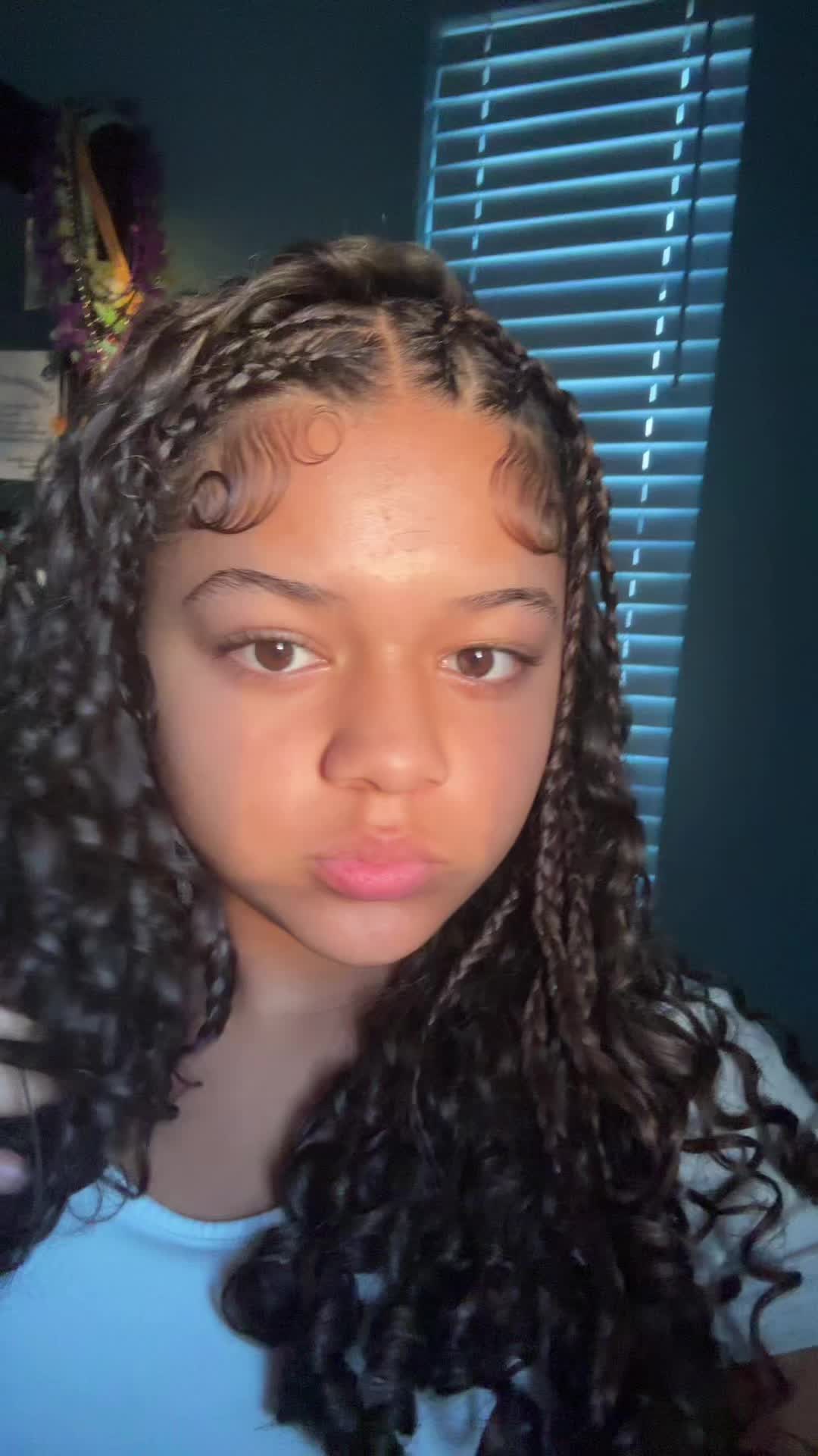 @lysewrld