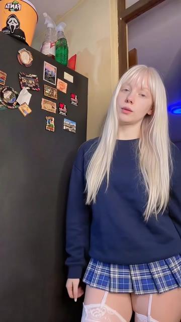 @alinaviktoria