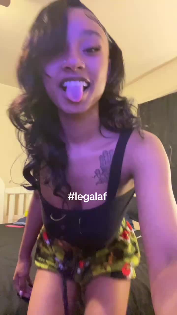 @️
