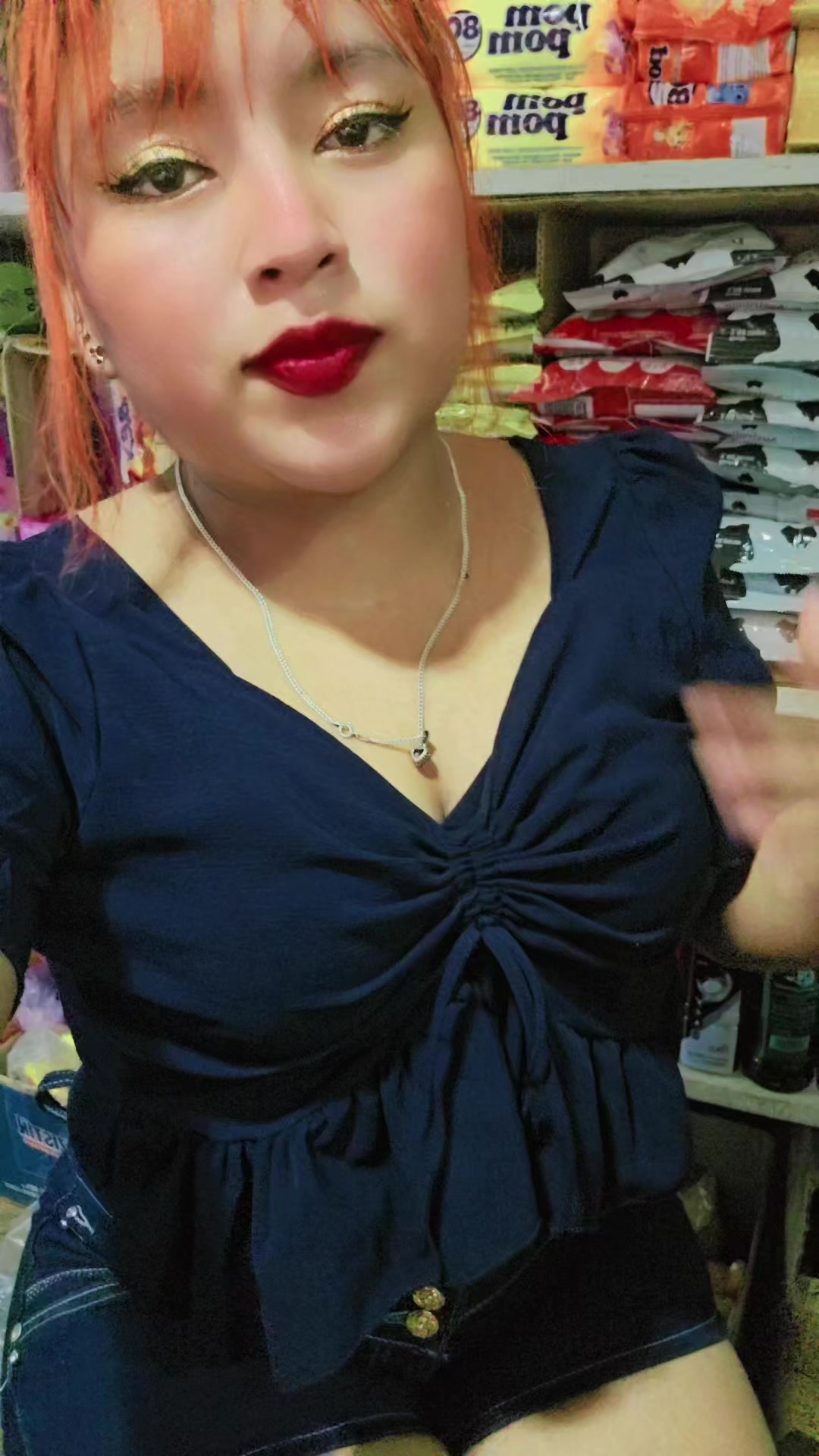 @𝕤𝕠𝕗𝕚 𝕔𝕙𝕚𝕥𝕚𝕔🖤