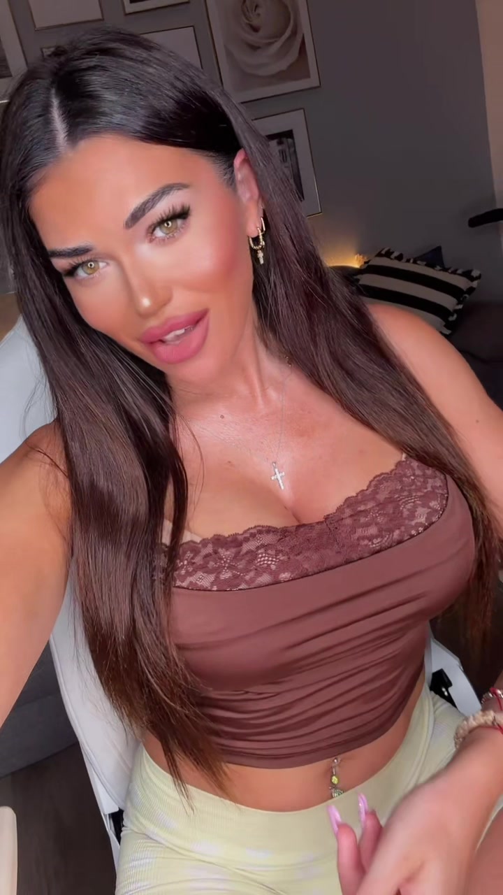 @Valentina
