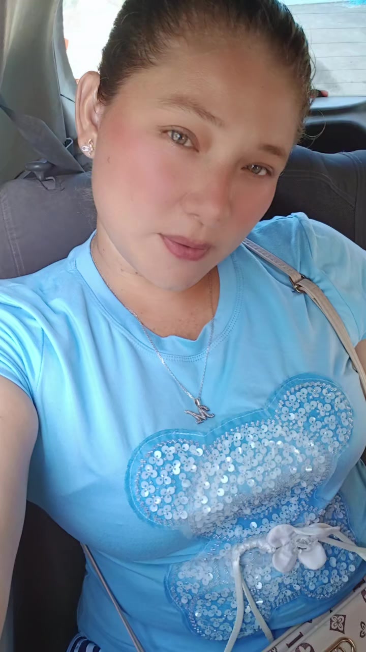@yani castillo