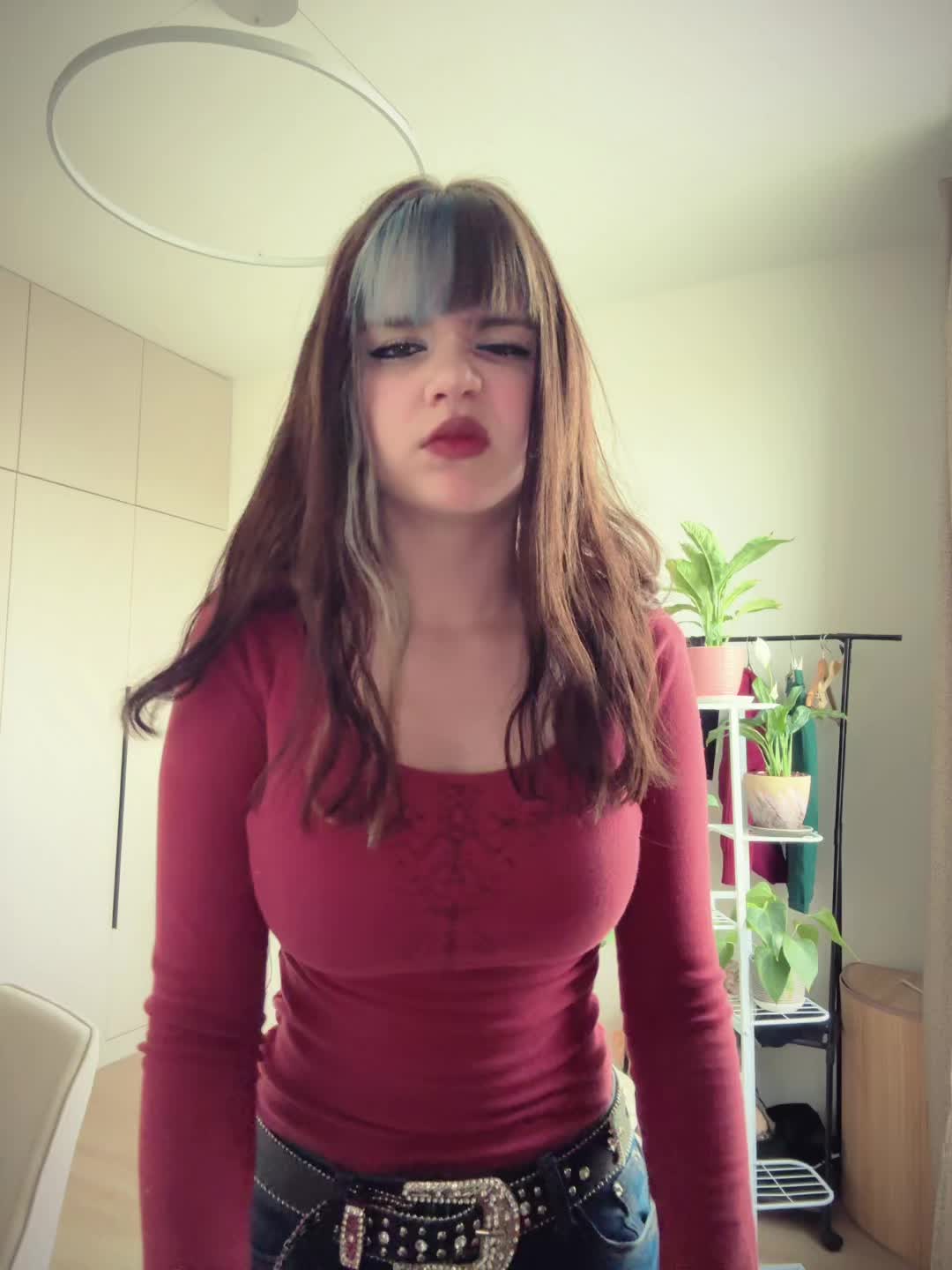 @молли