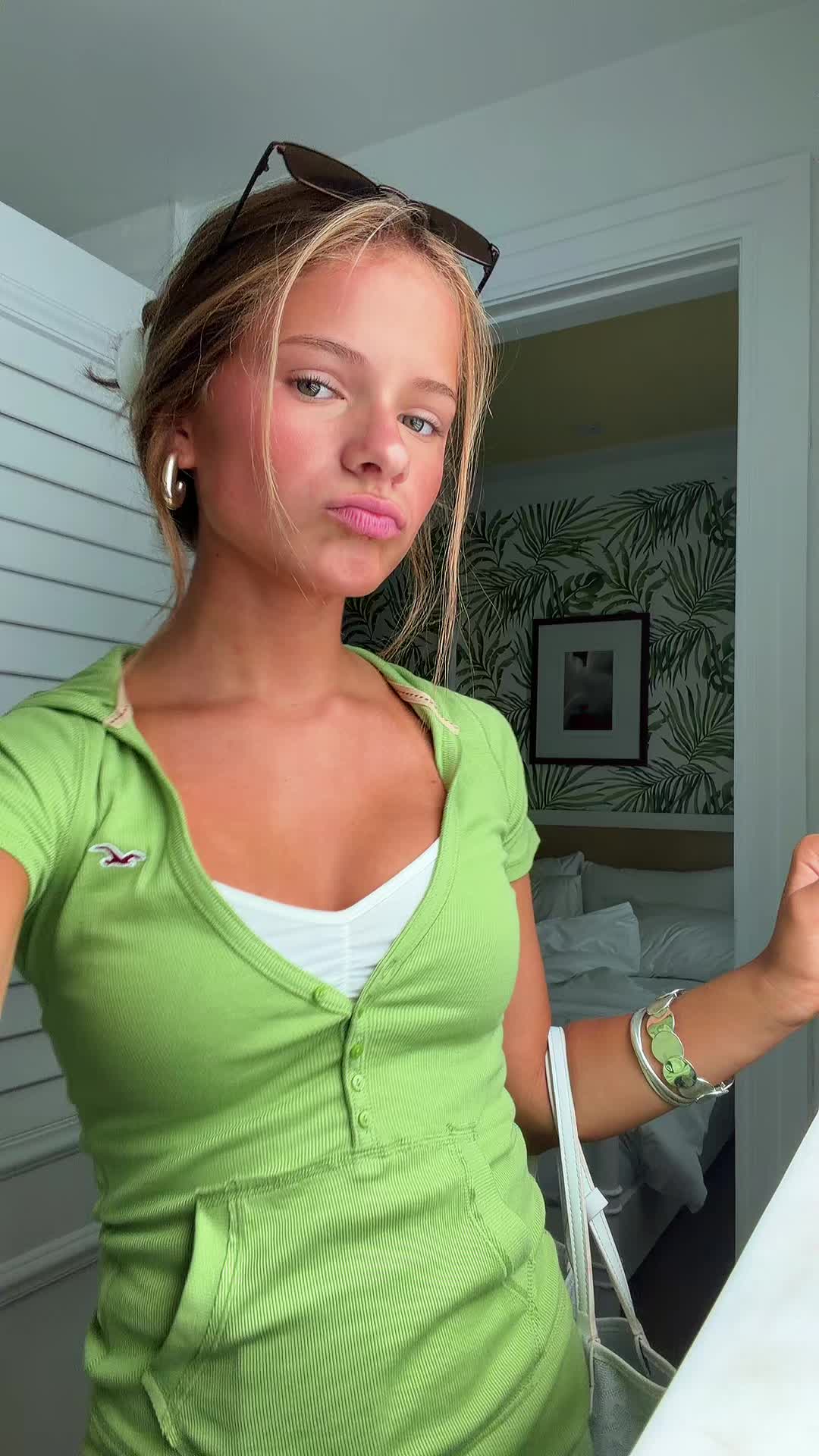 @notAnneWehrell:)