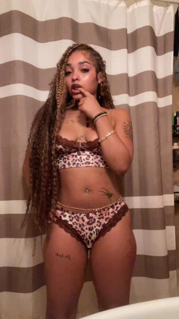 @SADE 🥀🧚🏻&zwj;♀️