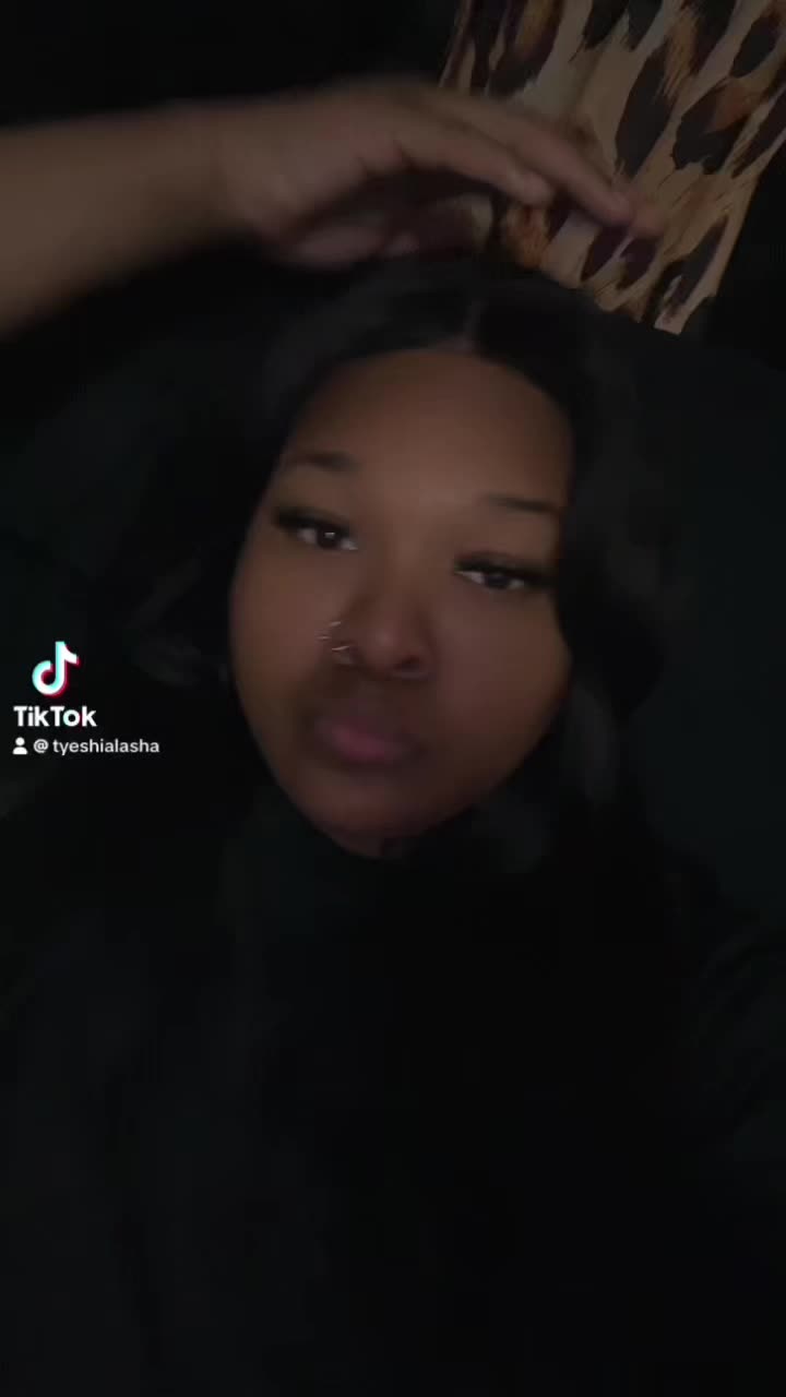 @TyeshiaLasha 😘