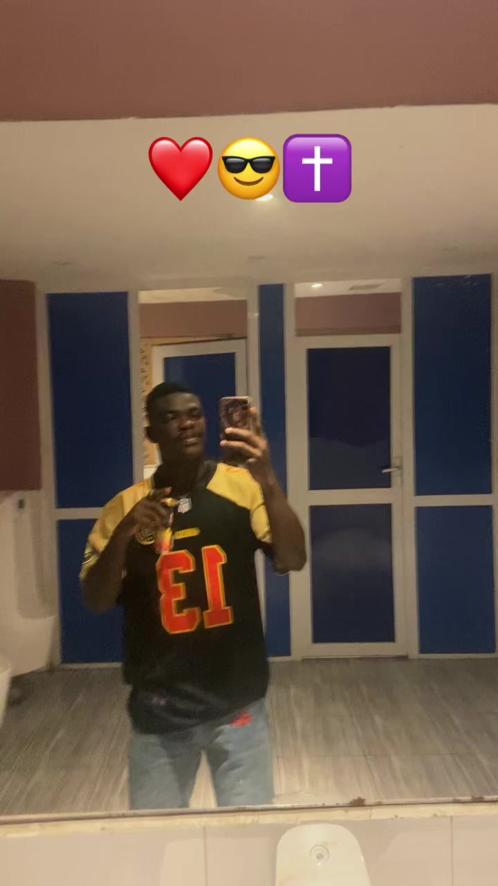 @KÄŁÝ🇬🇭👮🏻♂️🧸