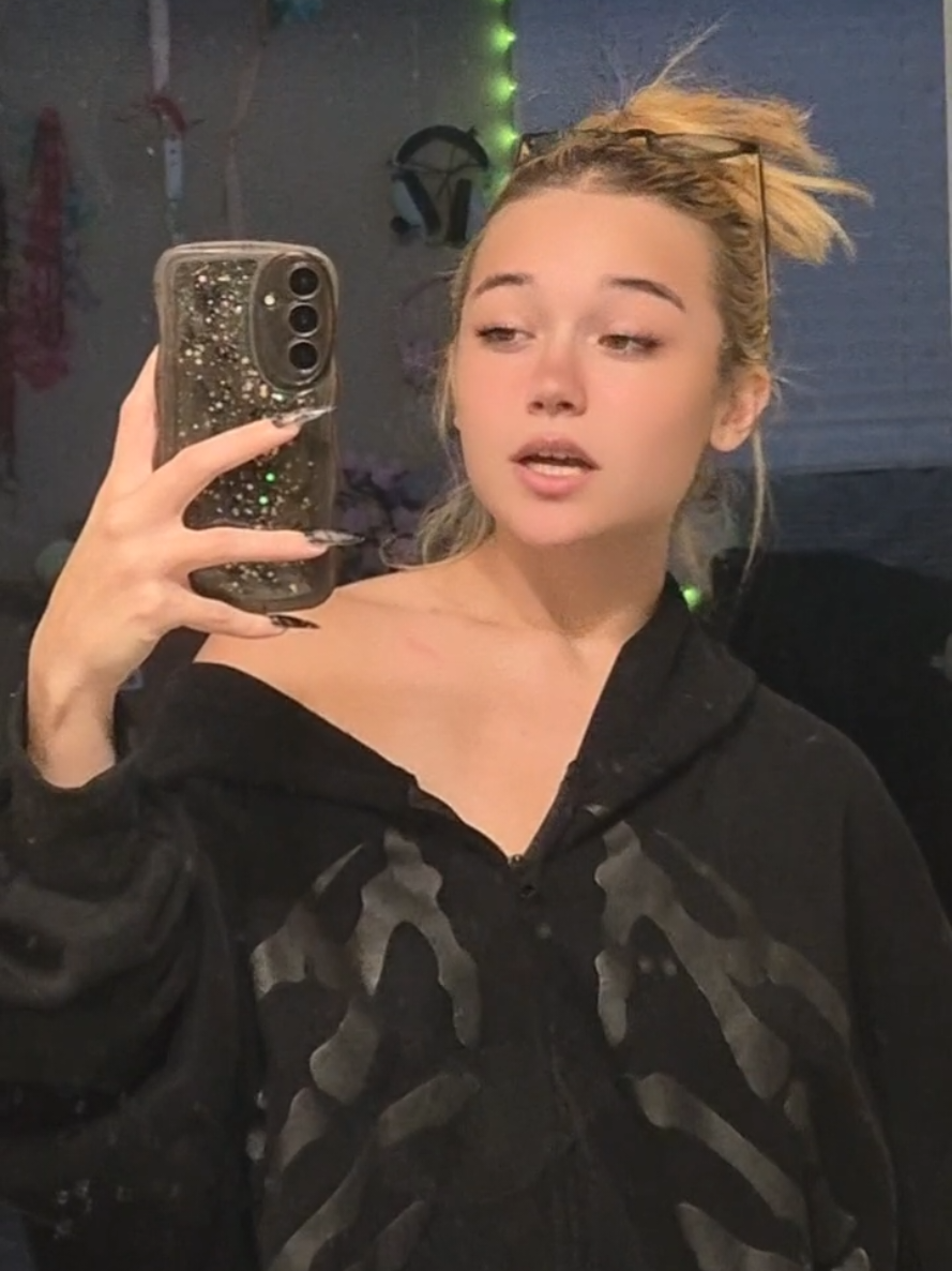 @A-M