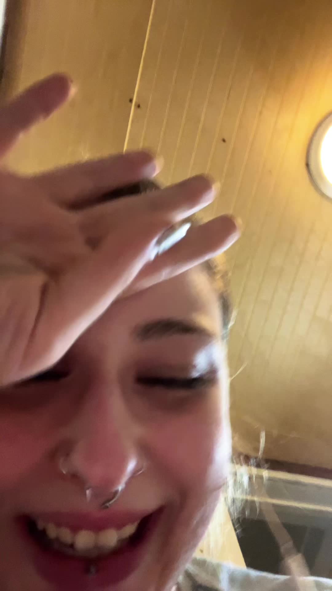 @Vomit