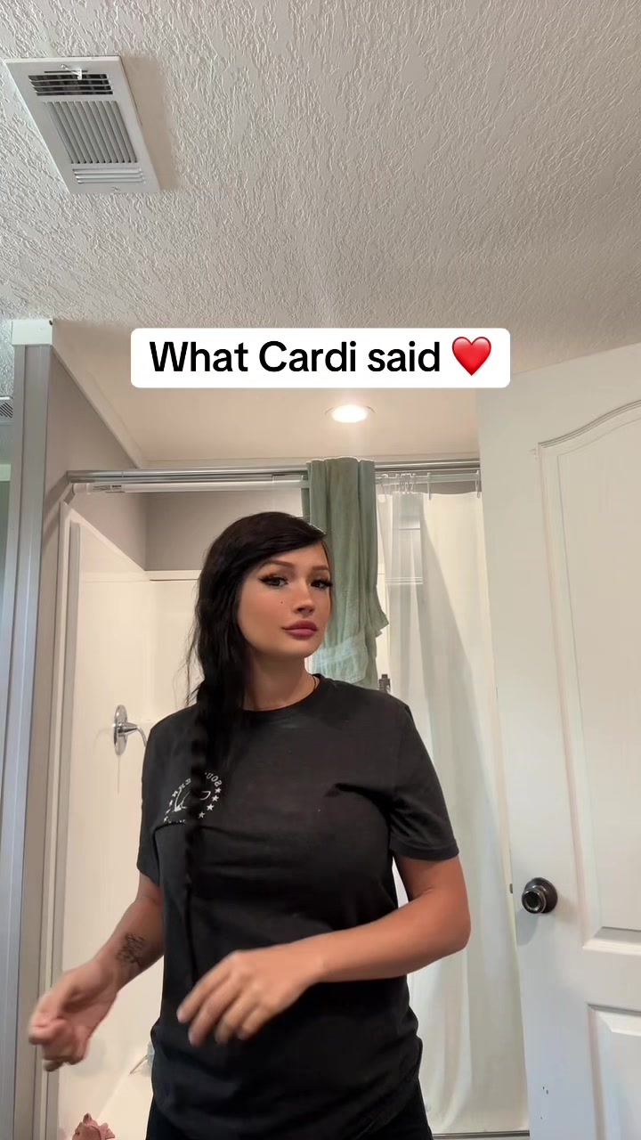 @meghan_roberts_32