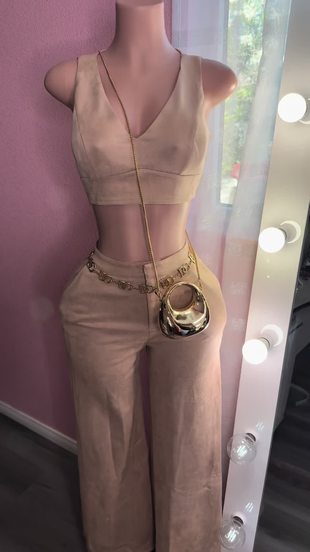 @COCO PINK BOUTIQUE LV