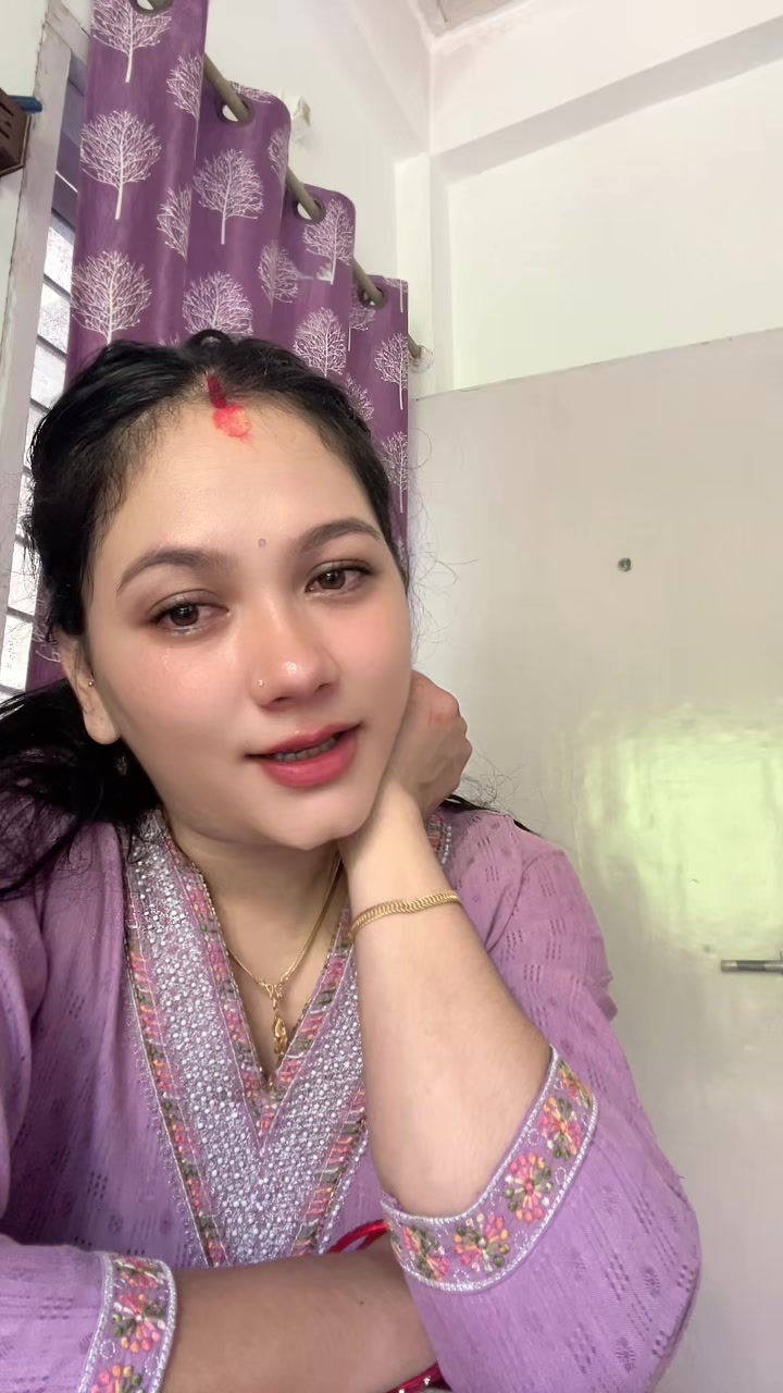 @Anju🦋