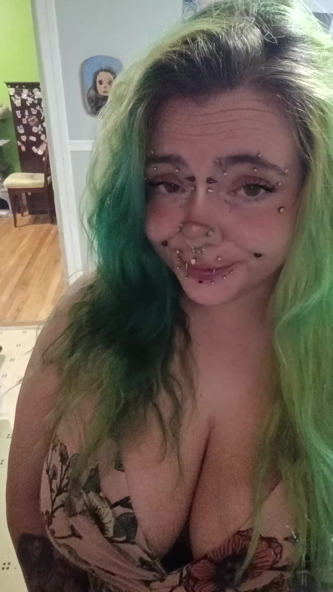 @ZombieGirl✨