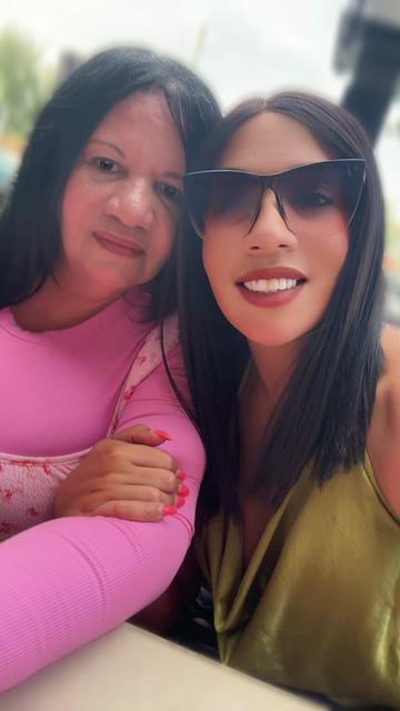 @LaMamiDelTumbao🇵🇷