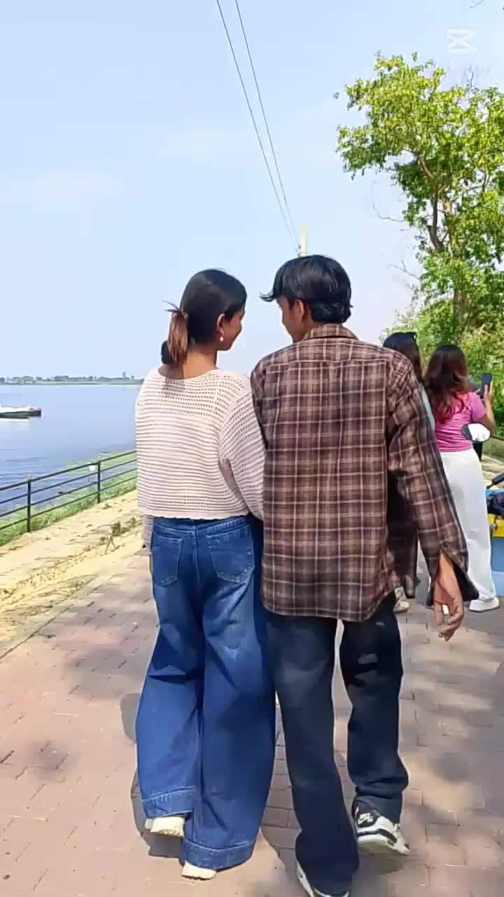 @SaMikShYa❤️🦚