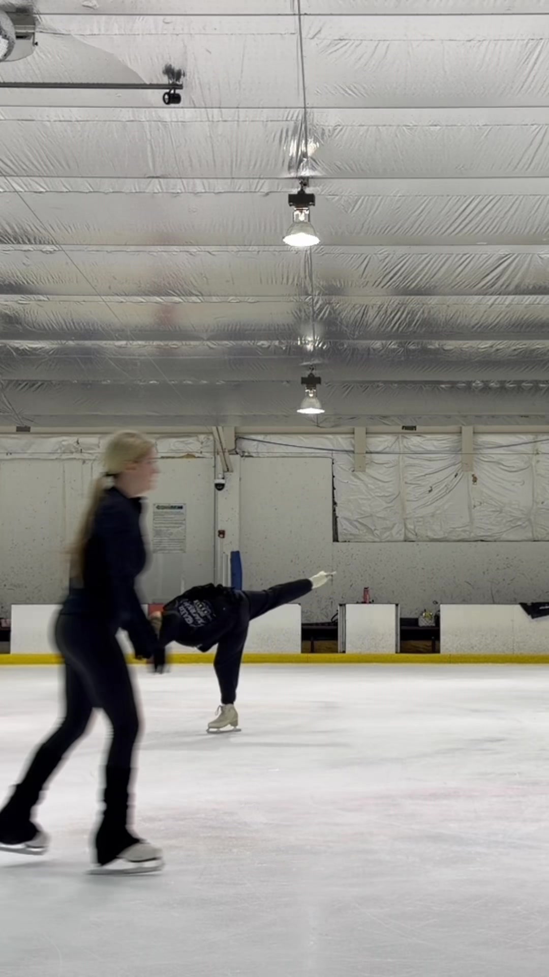 @Brit⛸️✨🫶🏼