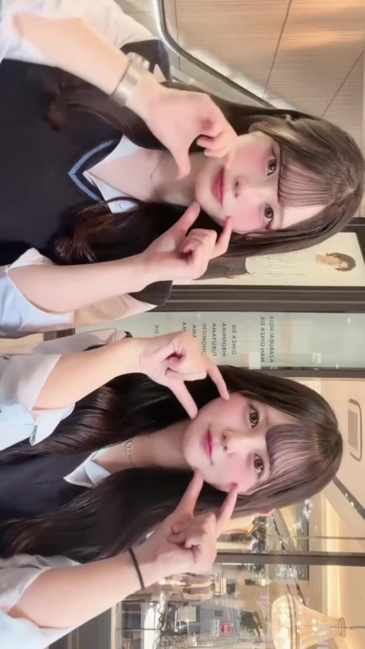 @ひまり