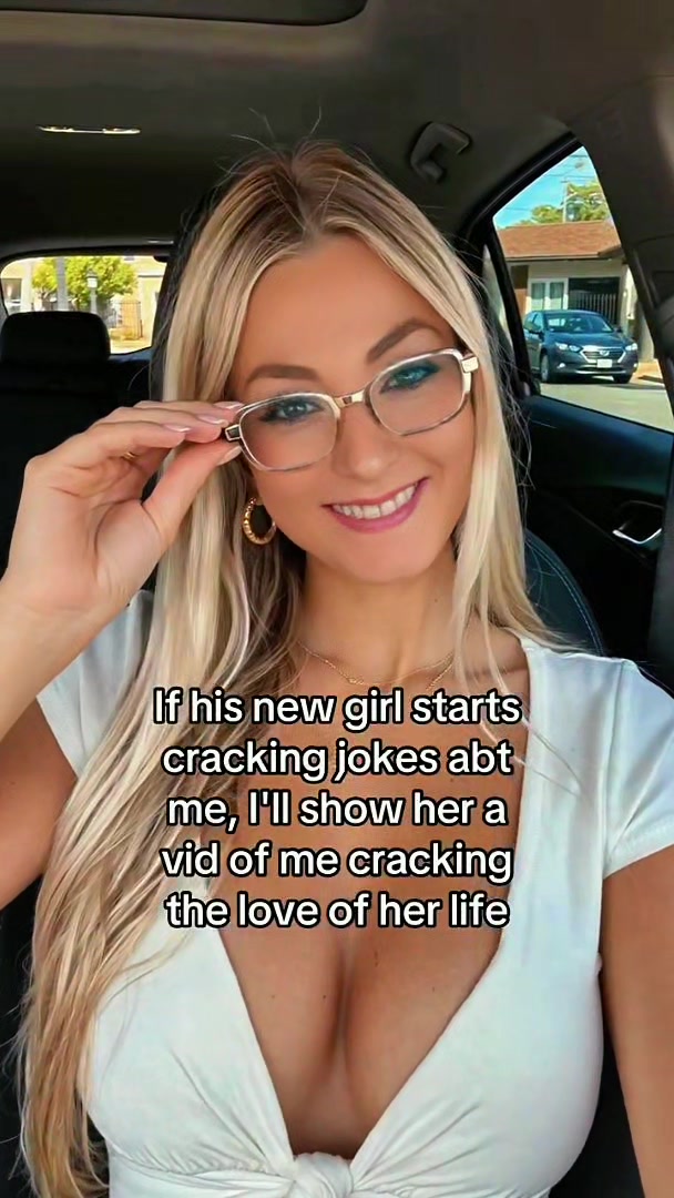 @Emoji Queen
