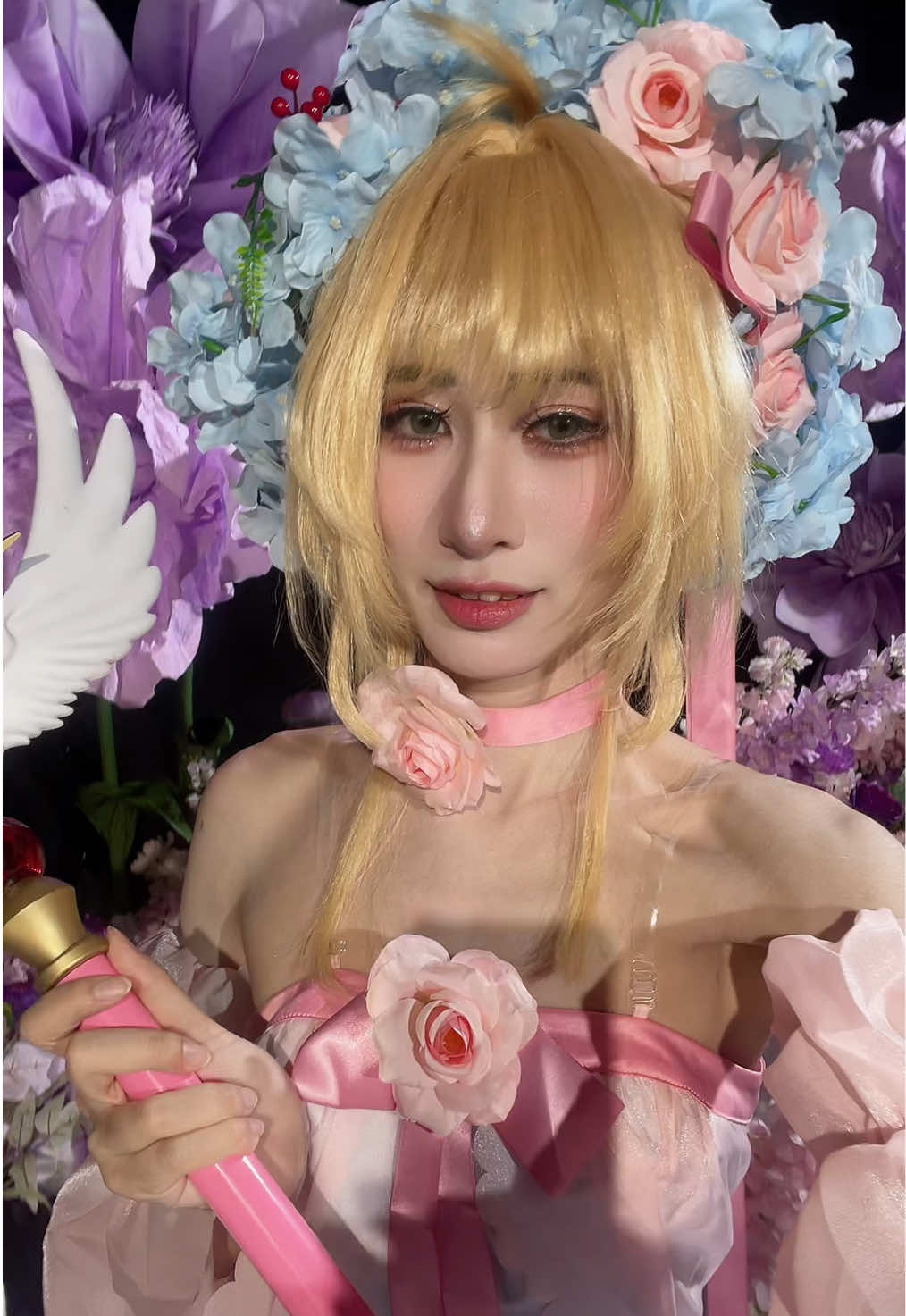 @Angel ˚✧ Cosplayer