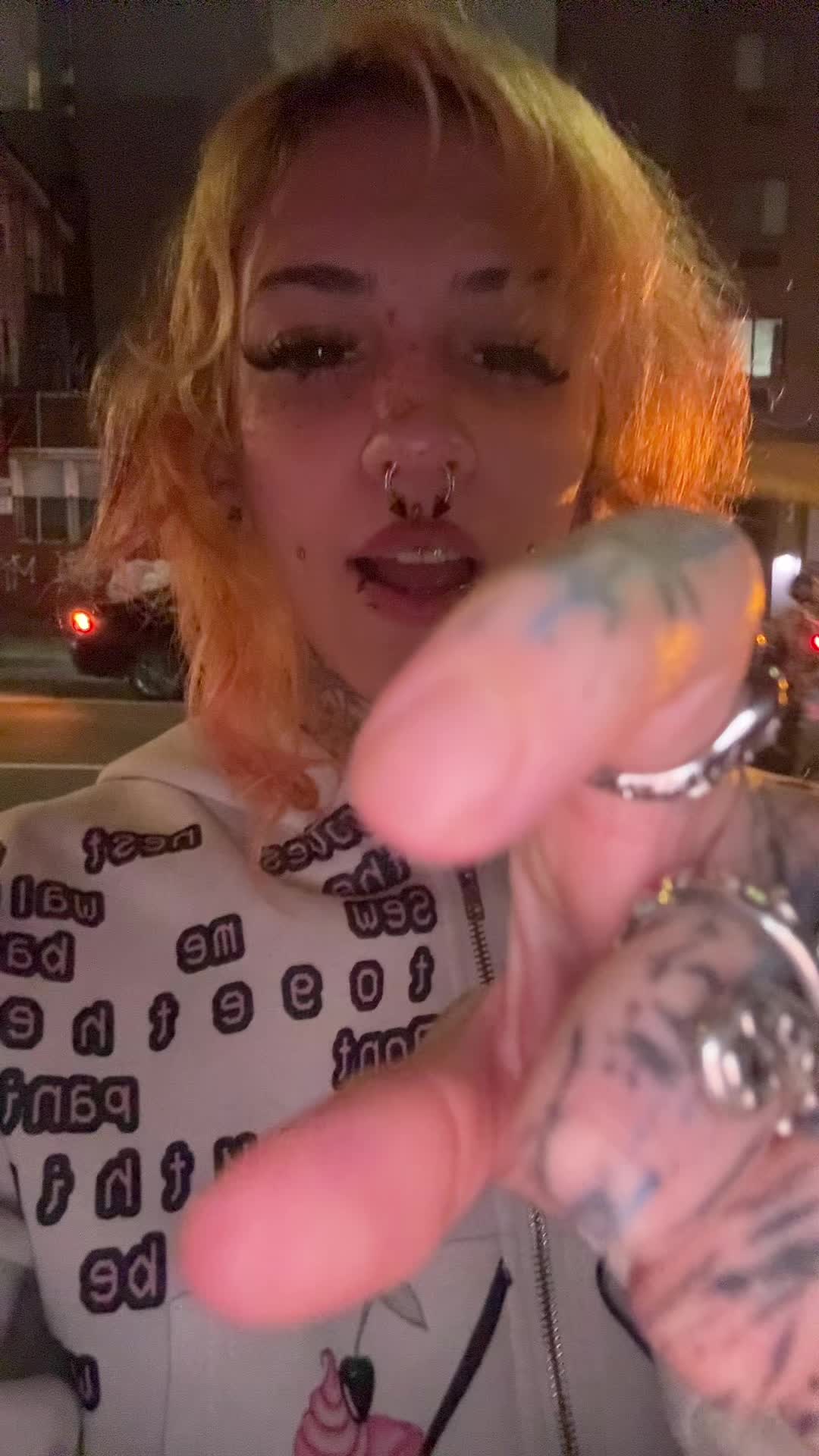 @n0time2flirt