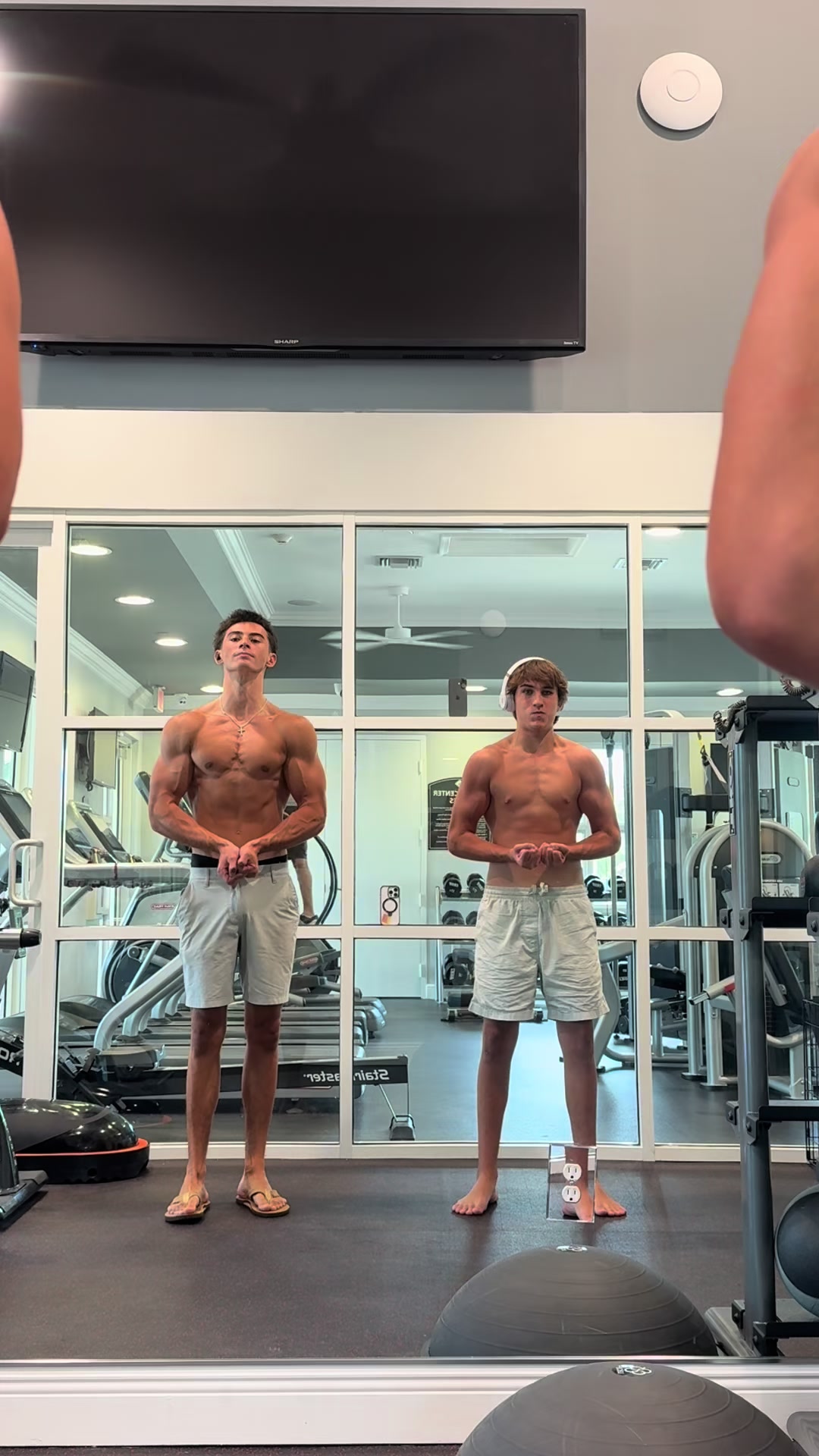 @Ethanissmall
