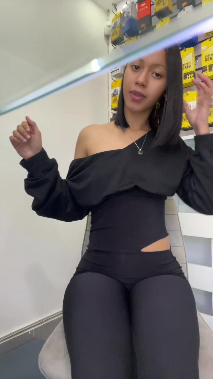 @Nicol🧃