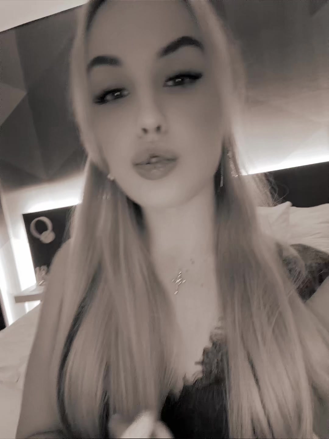 @соникс@);;