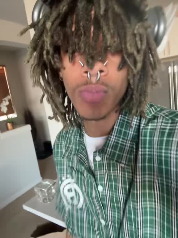 @AK ✝️ ♧