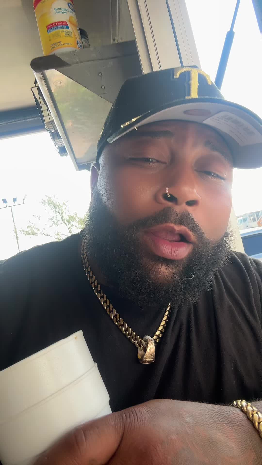@tank_tony.crabhouse