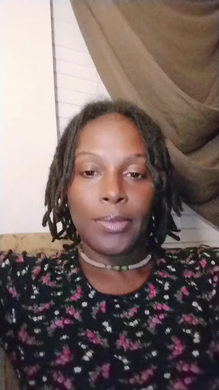 @AshyRose555