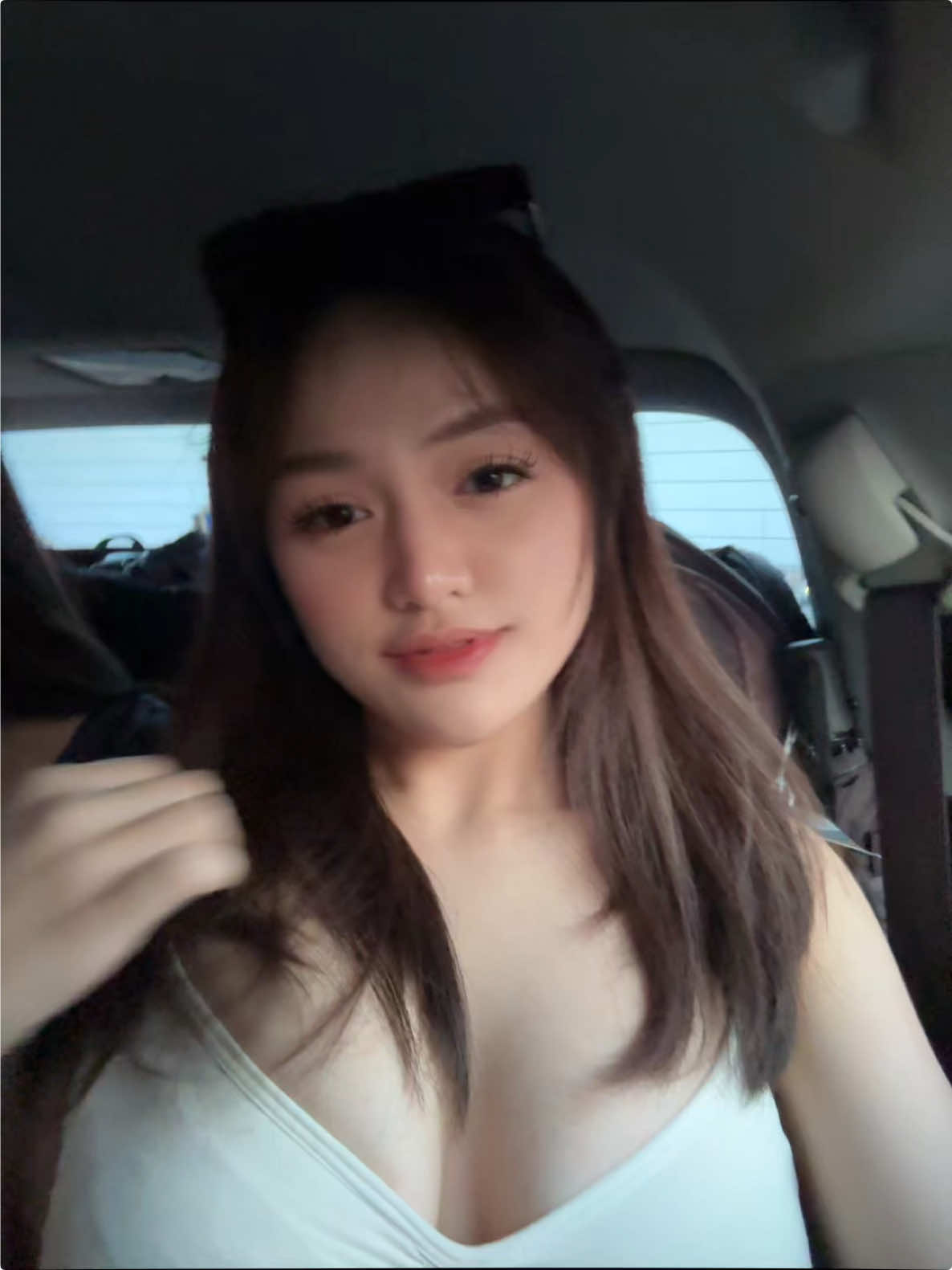 @ella