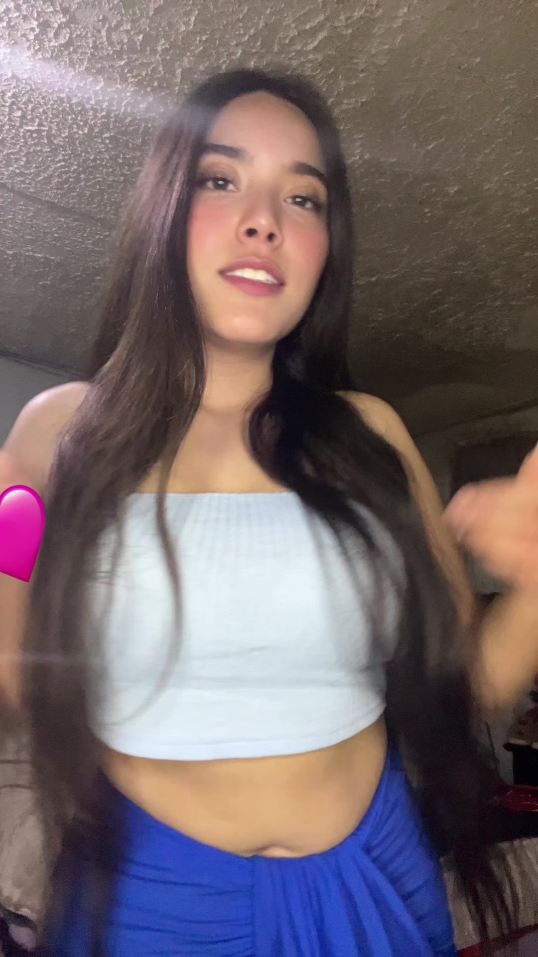 @milyvalenzuela7